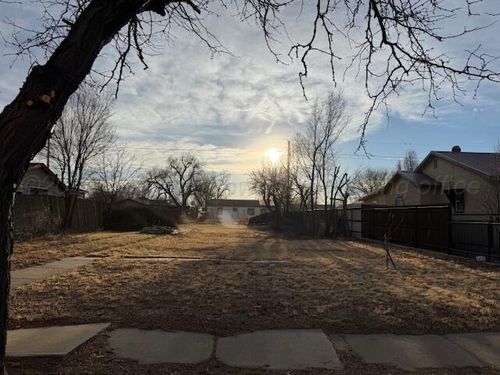 514 S Ballard St, Pampa, TX, 79065-7406 | Card Image