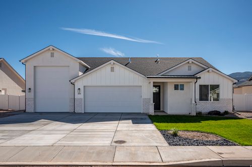 4992 N 75 E, Cedar City, UT, 84721-1279 | Card Image