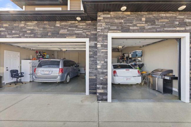 2 Ulry Close, Home with 5 bedrooms, 3 bathrooms and 6 parking in Olds AB | Image 25