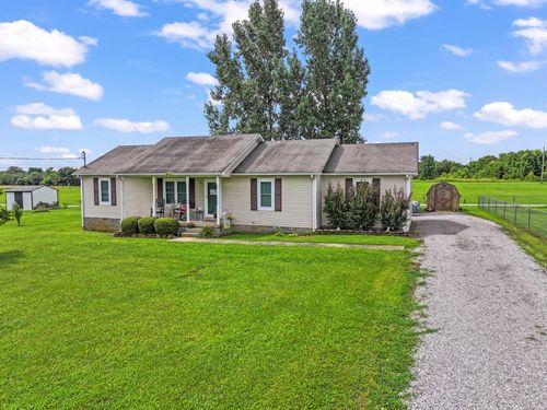 107 Avalon Dr, Shelbyville, TN, 37160-7031 | Card Image