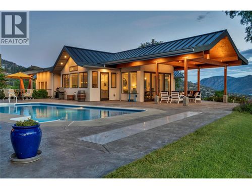 320 Parsons Rd, Okanagan Falls, BC, V0H1R3 | Card Image