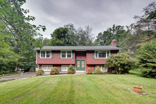 64 Dunn Hill Rd, Durham, CT, 06422-1104 | Card Image