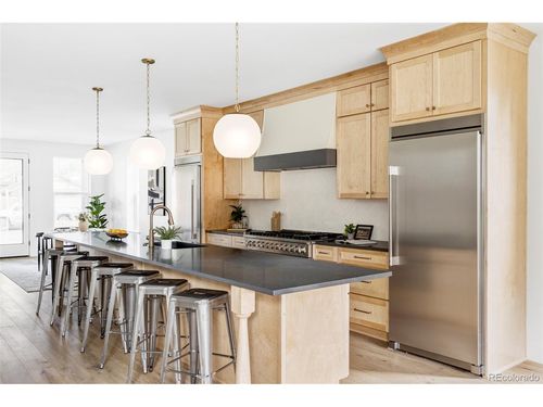 2914 Hooker St, Denver, CO, 80211-3722 | Card Image