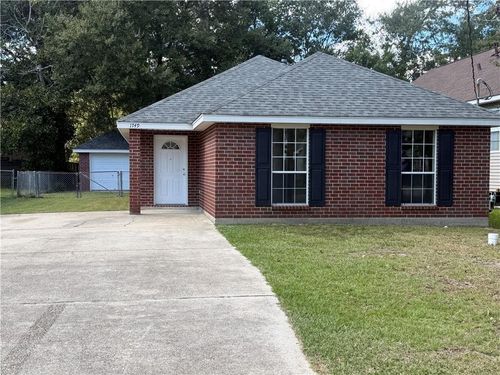 1749 Nellie Dr, Slidell, LA, 70458-8039 | Card Image