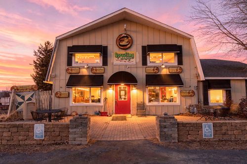 16440 Lake Blvd, Center City, MN, 55012-7671 | Card Image