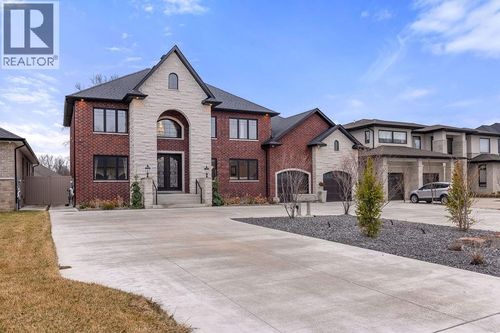 3740 Donato Drive, Lasalle, ON, N9H0L5 | Card Image