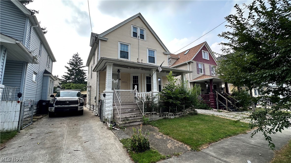 82nd St, Cleveland, OH 44102