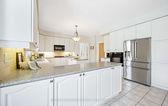 37 Witherspoon Way, House other with 4 bedrooms, 4 bathrooms and 9 parking in Nobleton ON | Image 17