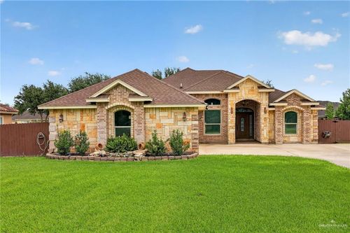 2305 S Dilworth Rd, Harlingen, TX, 78552-3817 | Card Image