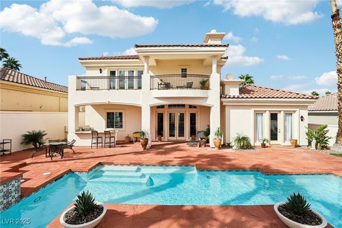 27 Avenida Fiori, Henderson, NV, 89011-2401 | Card Image