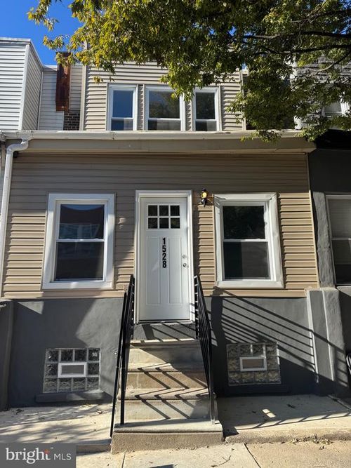 1528 S Vogdes St, PHILADELPHIA, PA, 19143-5324 | Card Image
