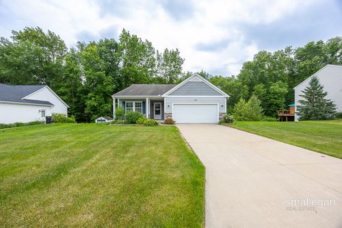 8637 Rainbows End Rd Se, Caledonia, MI, 49316-7523 | Card Image