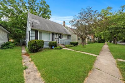 16876 Head Avenue, House other with 3 bedrooms, 2 bathrooms and 3 parking in Hazel Crest IL | Image 2