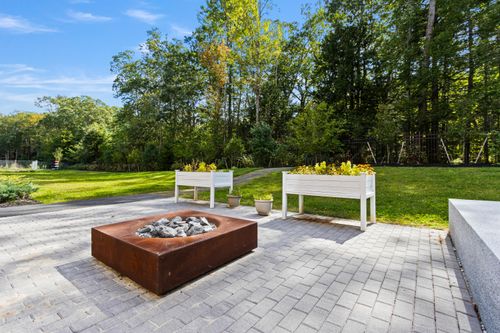 207-75 Mcauley Way, Portland, ME, 04103 | Card Image