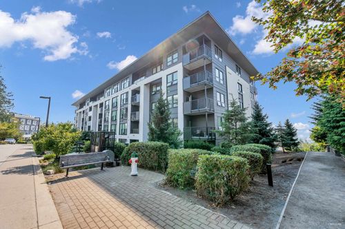 402-9228 Slopes Mews, Burnaby, BC, V5A0E9 | Card Image