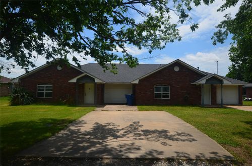 2-105 Bryant St, Pottsboro, TX, 75076-7467 | Card Image