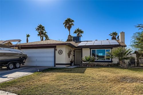 5613 Chestnut St, Las Vegas, NV, 89119-2881 | Card Image