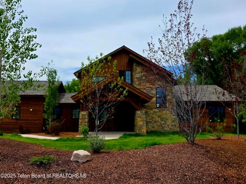 9802 Hidden Waters Ln, Victor, ID, 83455 | Card Image