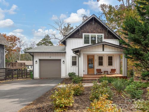 39 Cisco Rd, Asheville, NC, 28805-1336 | Card Image