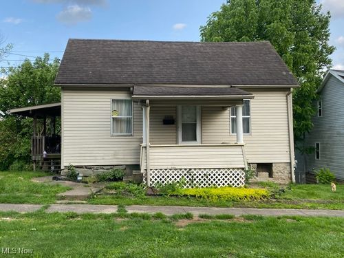 1206 Swann Street, Parkersburg, WV, 26101 | Card Image