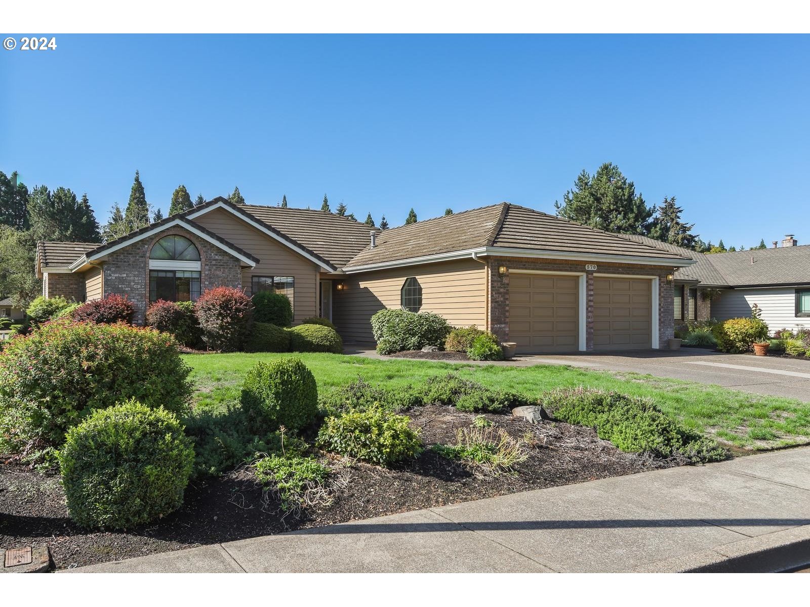Snead Dr, Keizer, OR 97303