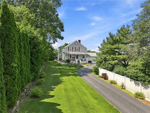 36 Amherst St, Cumberland, RI, 02864-6507 | Card Image