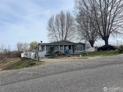 510 Olmstead Rd, Grandview, WA, 98930-9349 | Card Image
