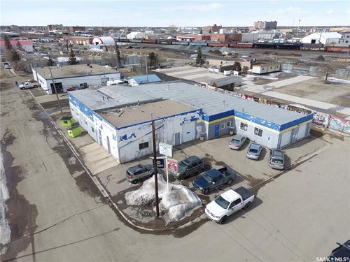 1524 Montreal St, Regina, SK, S4P3K1 | Card Image