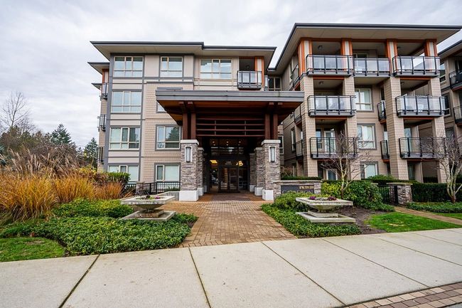 211 - 3399 Noel Drive, Condo with 1 bedrooms, 1 bathrooms and 1 parking in Burnaby BC | Image 4