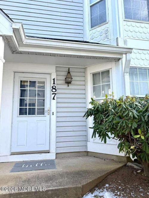 187 Tulip Ln, Freehold, NJ, 07728-4098 | Card Image