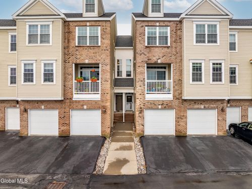 5206 Admirals Walk Dr, Cohoes, NY, 12047-3653 | Card Image
