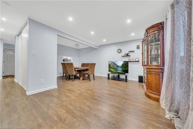 27 - 265 Williamsburg Rd, Townhouse with 4 bedrooms, 3 bathrooms and 1 parking in Kitchener ON | Image 4