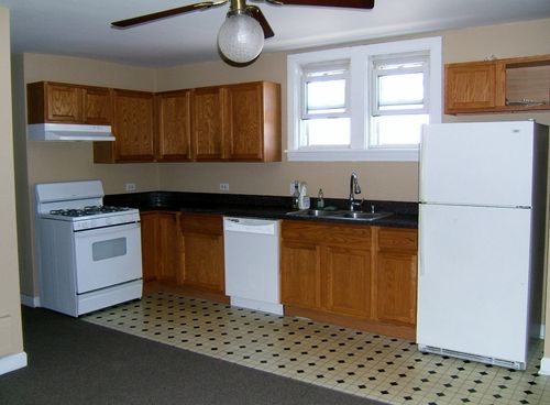 2137 W Chicago Ave, Chicago, IL, 60622-4807 | Card Image