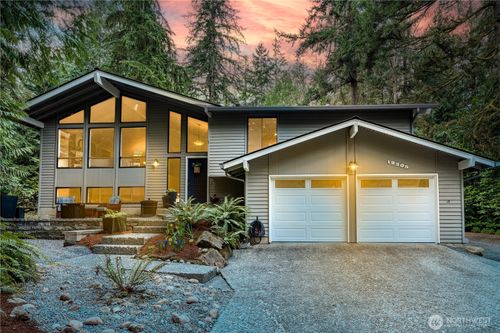 19305 196th Ave Ne, Woodinville, WA, 98077-8839 | Card Image