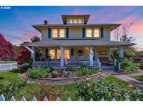 864 State Ave, Vernonia, OR, 97064-1351 | Card Image