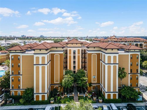 506-b-12544 Floridays Resort Dr, Orlando, FL, 32821-6952 | Card Image
