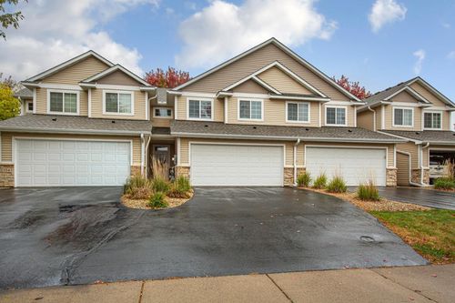 2330 Elianna Dr, Northfield, MN, 55057-3266 | Card Image