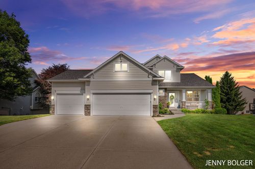 7066 Country Springs Dr, Byron Center, MI, 49315-8129 | Card Image