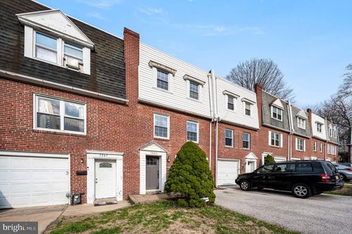 7945 Arlington Ave, UPPER DARBY, PA, 19082-2803 | Card Image