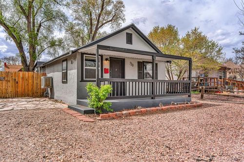 750 W Corona Ave, Pueblo, CO, 81004-1218 | Card Image