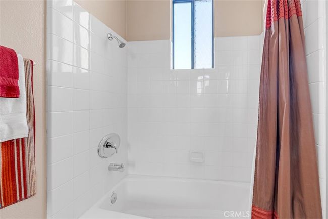 UNIT-5 - 1409 Bodega Way, Townhouse with 2 bedrooms, 3 bathrooms and 2 parking in Diamond Bar CA | Image 17