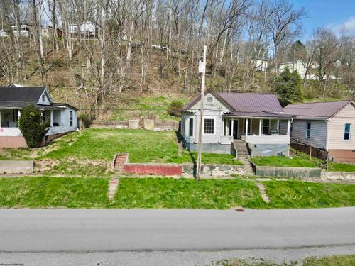 356 Broad St, Weston, WV, 26452-1613 | Card Image
