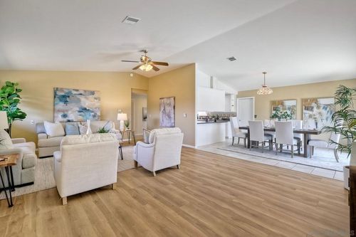 12617 Parish Rd, San Diego, CA, 92128-2920 | Card Image