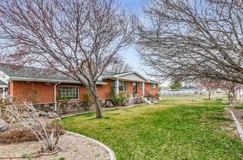 8701 S Temple Dr, West Jordan, UT, 84088-9123 | Card Image