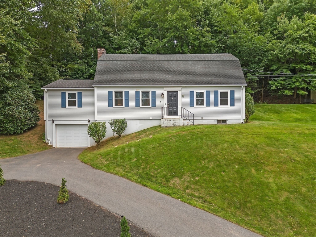 Powder Hill Rd, East Longmeadow, MA 01028