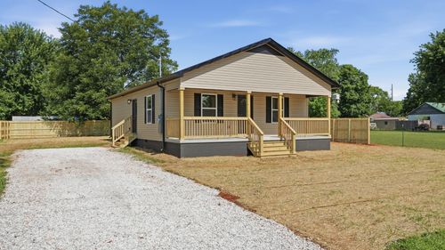 109 Spruce St, Cowan, TN, 37318-3140 | Card Image