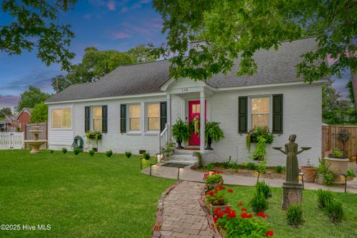 110 Jean Cir, Jacksonville, NC, 28540-5313 | Card Image