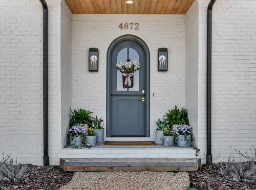 4872 Royal View Way, Clarksville, TN, 37040-3677 | Card Image