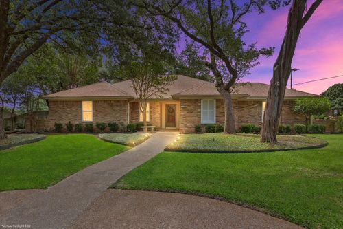 9920 Sandalwood Dr, Woodway, TX, 76712-3140 | Card Image