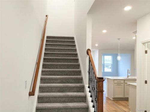 5562 E Spaniel Dr, Ann Arbor, MI, 48108-7948 | Card Image